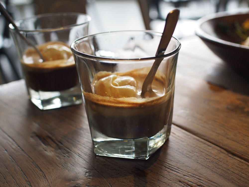HOW TO MAKE AN AFFOGATO- A SIMPLE RECIPE